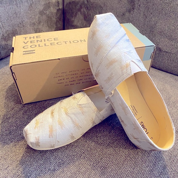 TOMS Classic Metallic Dragonflies Print sz 9.5 - Picture 1 of 5